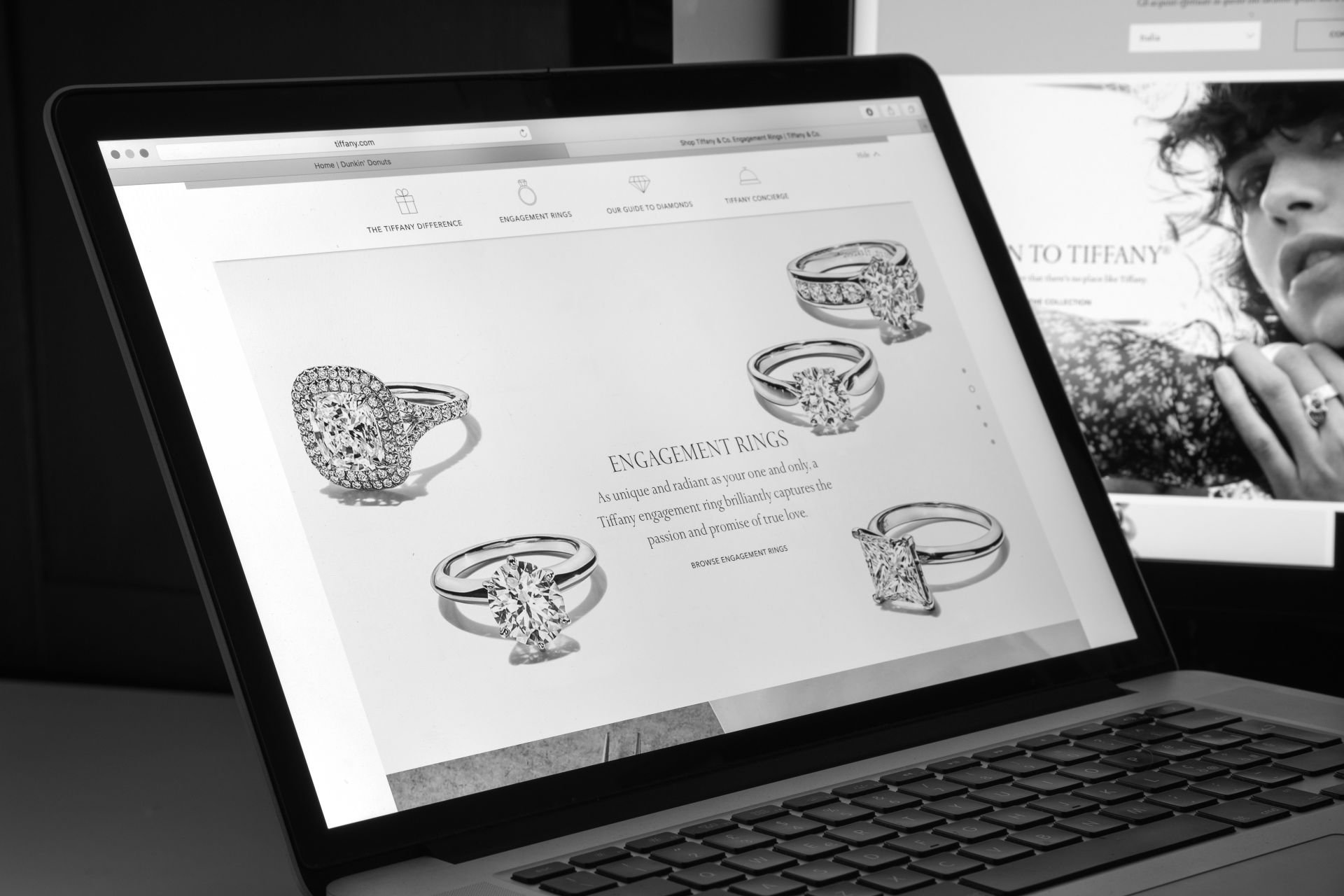 Building your jewelry brand online